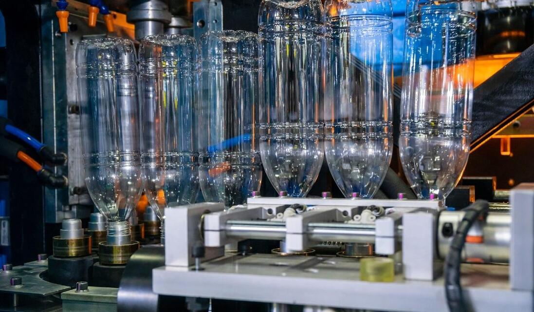 Envasado de botellas de plástico PET